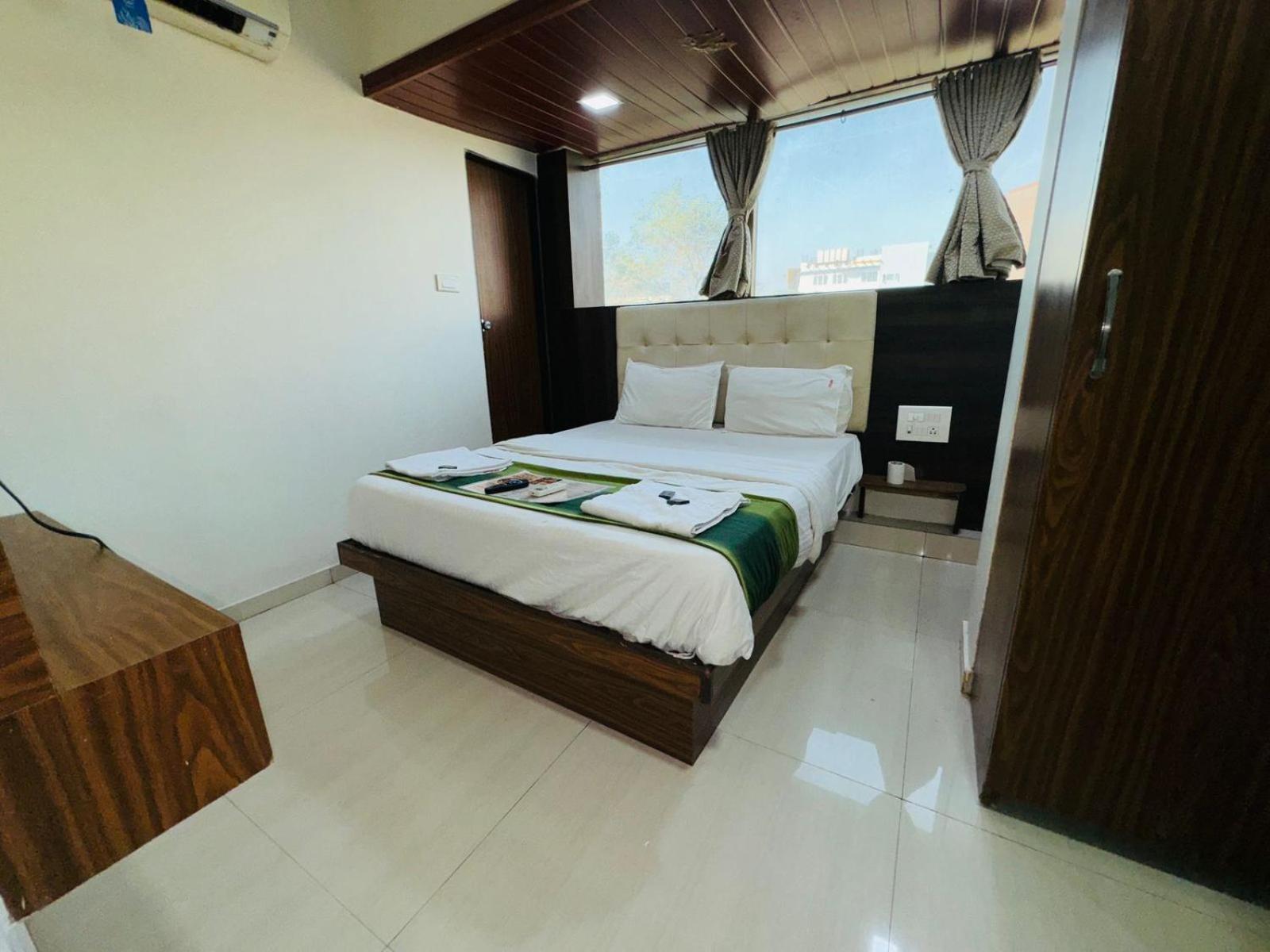 Hotel Artusinn Midc Andheri East Bombaj Exteriér fotografie